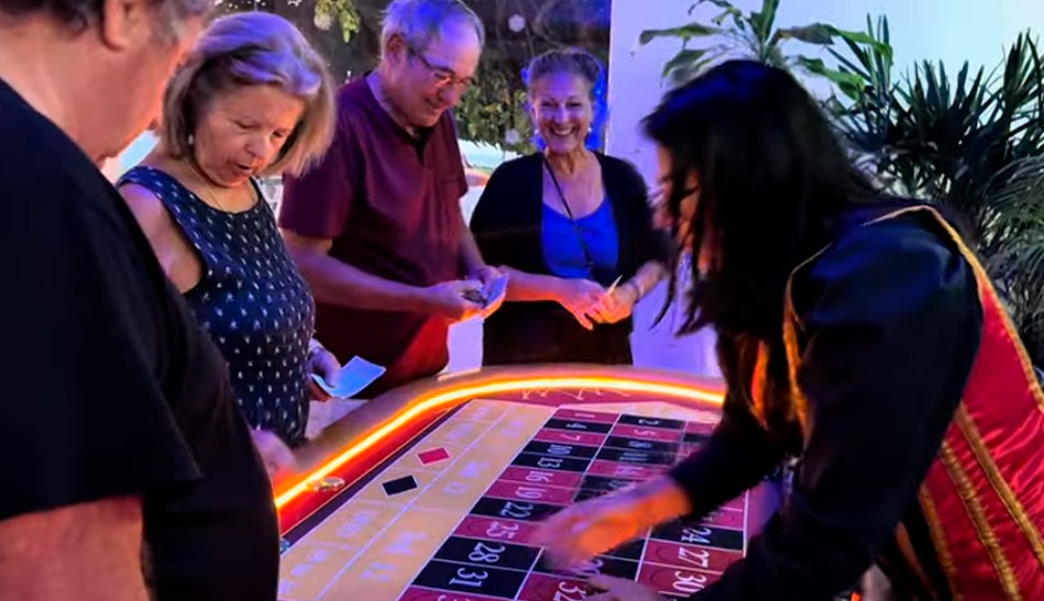 ¡Das Kasino Cancún, Show de casino de fantasía para huéspedes de todo el mundo! Elegancia y Estilo